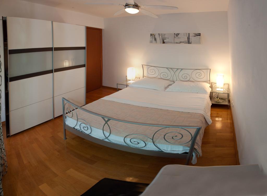 Residence Apartments Anamaria Podstrana Esterno foto